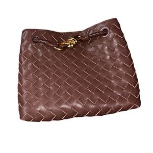 Fashion Lux Woven Lambskin Leather Bag